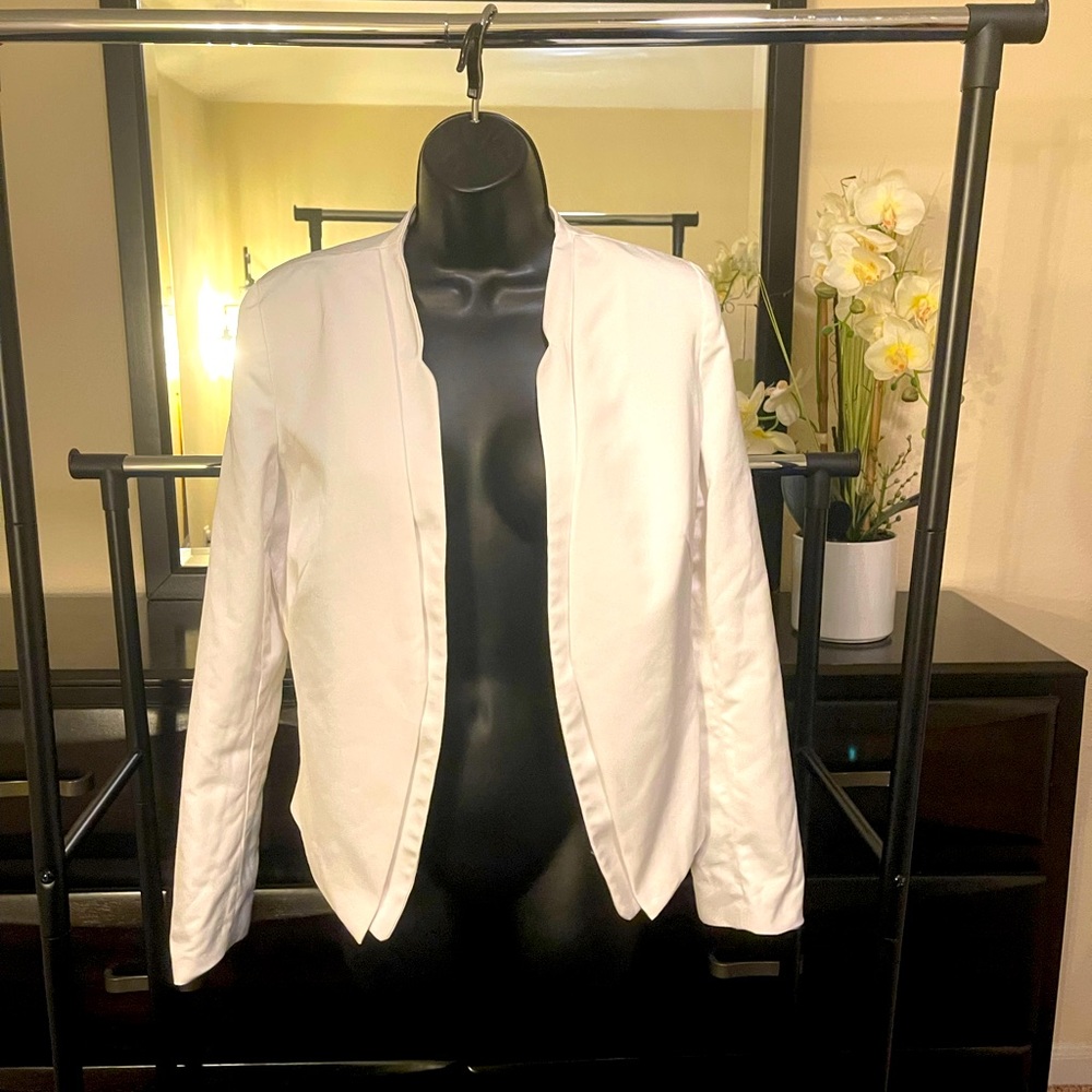 M Worthington White Blazer